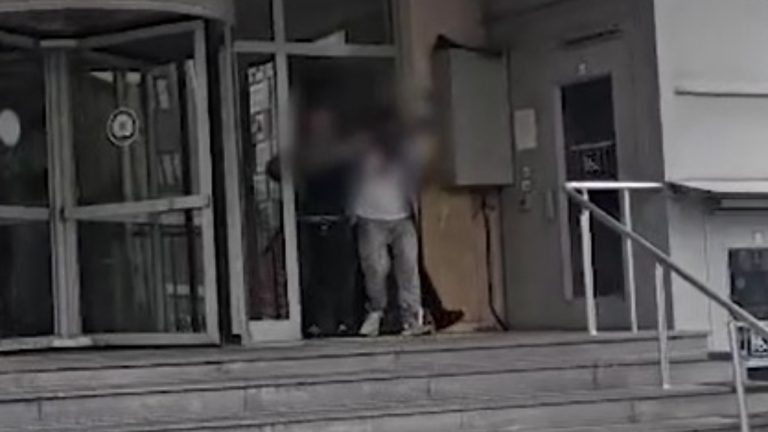 Kayseri’de 4 akrabasını bıçakla yaralayan kuşkulu tutuklandı