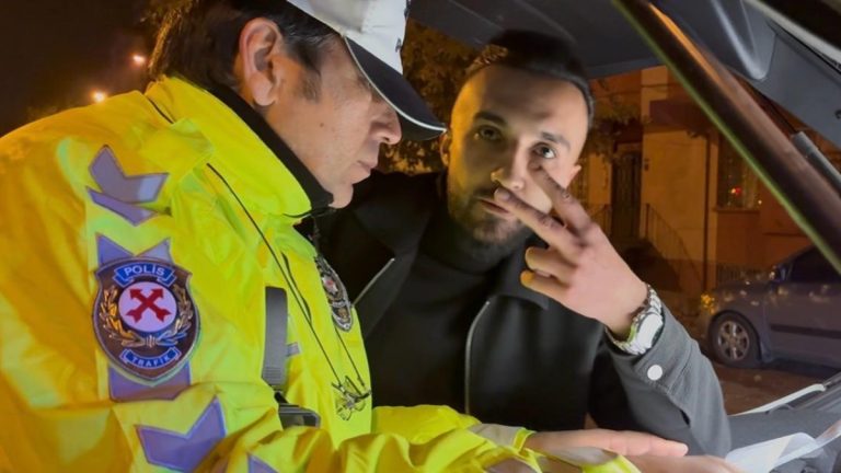 Kayseri’de alkollü şoför ‘dur’ ihtarına uymadı: Rahat halleri pes dedirtti