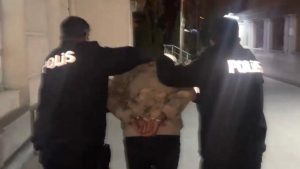 Kayseri’de paklık için girdiği meskendeki ziynet eşyalarını çaldı: Yakalandı