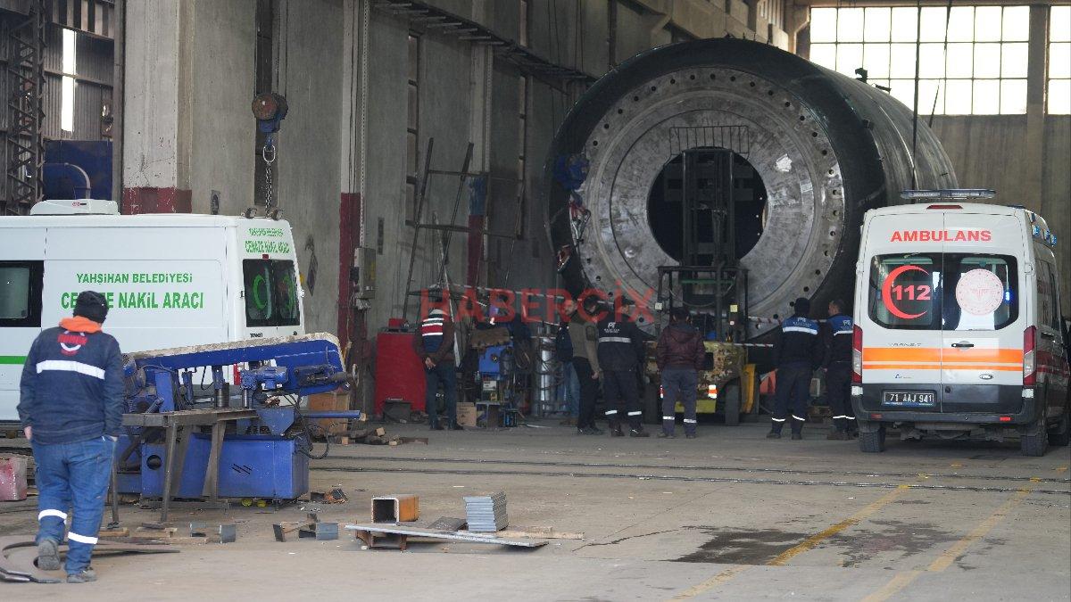 Kırıkkale’de 2 işçinin 3 ton ağırlığındaki sacın altında kalmasına ilişkin 3 gözaltı