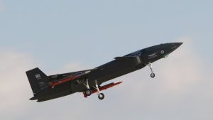 KIZILELMA ulusal donanım ve mühimmatlarla uçtu