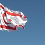 KKTC’den Rumların sınırda bayrak yakma eylemlerine tepki