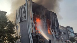 Kocaeli’deki 6 kişinin hayatını kaybettiği yangında görgü şahidi yaşanan faciayı anlattı