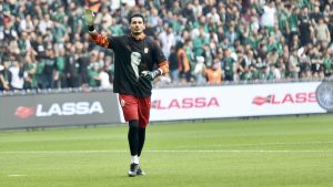 Kocaelispor’dan galibiyet sonrası Uğurcan Çakır göndermesi