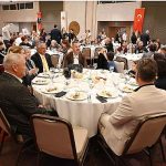 Lider Topaloğlu öğretmenlerle yemekte bir ortaya geldi