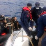 Marmaris açıklarında Yunanistan’ın geri ittiği 12 kaçak göçmen kurtarıldı