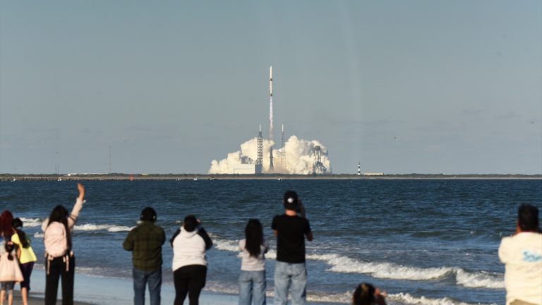 New Glenn roketin Mars misyonu için uzaya fırlatıldı