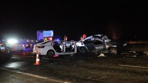 Niğde’de arabaların çarpışması sonucu 3 kişi öldü