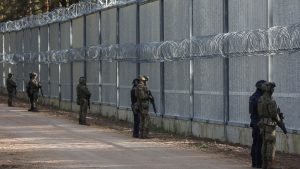 Polonya, Belarus sonuna yeni bariyer inşa edecek