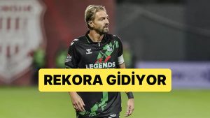 Sakaryaspor Forması Giyen Caner Erkin, 8 Maçta 3 Kırmızı Kart Gördü