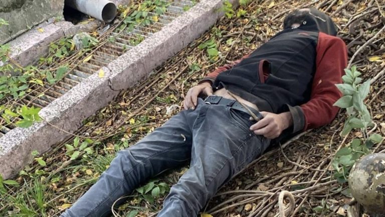 Samsun’da hastane bahçesinde baygın bulunan şahıs öldü