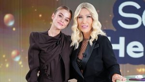 Seda Sayan müstakbel gelini İlayda Alişan’ı programına konuk etti