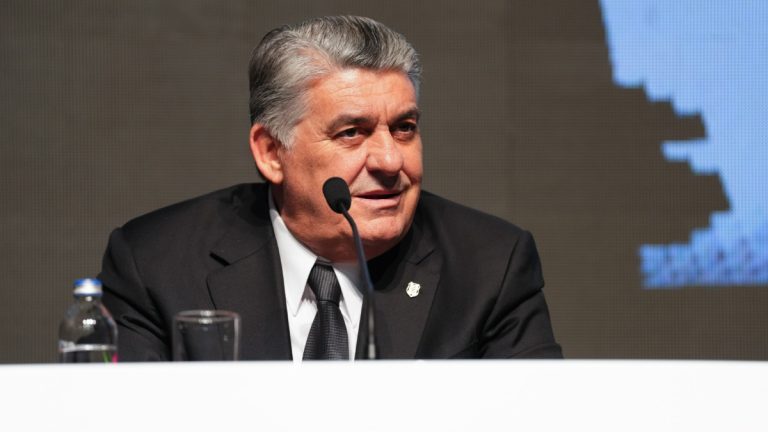 Serdal Adalı’dan transfer sözleri: Yüzde 90 başarılı olduğumuzu düşünüyorum