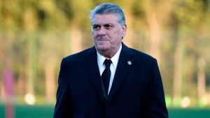 Serdal Adalı’ya sorduk: Beşiktaş’taki oyuncu krizlerinin temel sebebi sizce nedir?