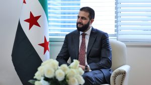 Suriye Cumhurbaşkanı Şara, ABD’ye gitti: Beyaz Saray’a ziyaret gerçekleştirecek