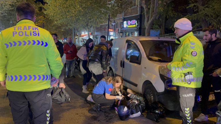 Tekirdağ’da kazaya karışan motosikletliye bakarken kaza yaptı