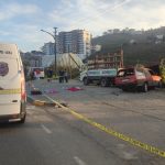 Trabzon’da arabanın altında kalan babaanne ve 2 torunu ağır yaralandı