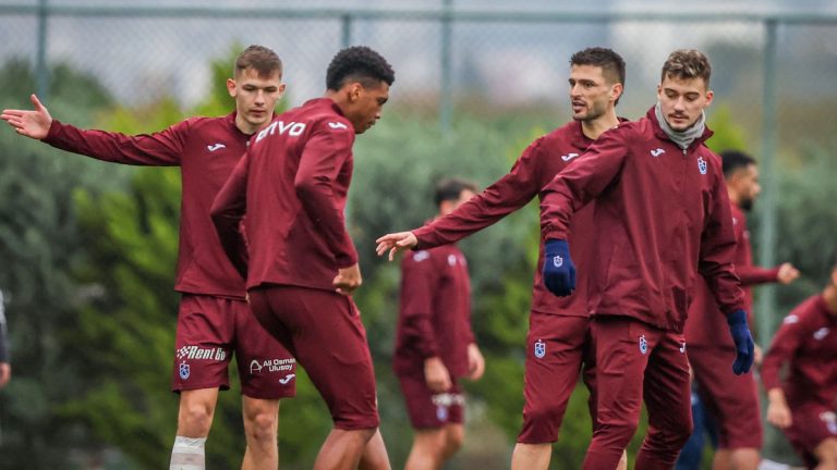 Trabzonspor, Başakşehir maçı öncesi taktik çalıştı