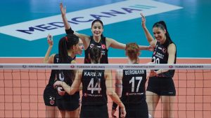 Türk Hava Yolları, Avarca de Menorca’yı devirdi