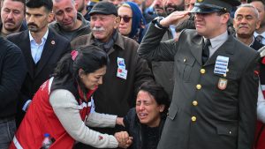 Türkiye, 20 vatan evladını gözyaşları içinde uğurladı