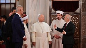 Vatikan Devlet Başkanı 14’üncü Leo, Sultanahmet Camii’ni ziyaret etti