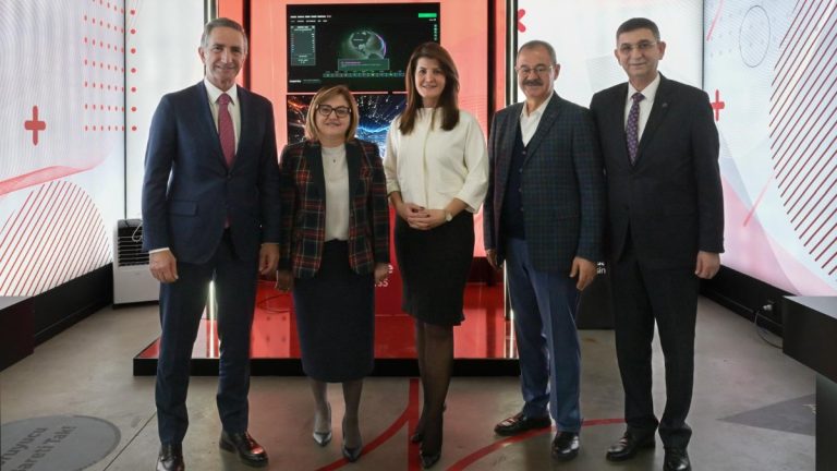 Vodafone’dan Gaziantep’e teknoloji yatırımı