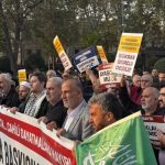 Yalnızca 25 Kişi Gitti: Özgür-Der Atatürk İçin Okunacak Mevlide Karşı Çıkmıştı