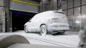 Yeni Mercedes GLB’nin birinci ipucu imajları yayınlandı