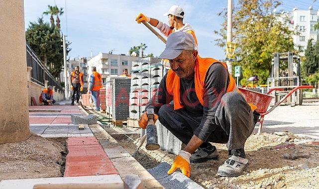Yenişehir’de yol ve kaldırımlar yenileniyor