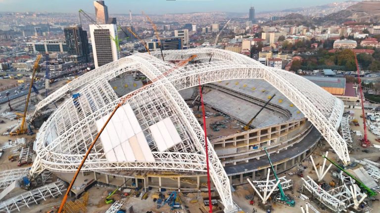 19 Mayıs Stadyumu’nun inşaatı hızla sürüyor
