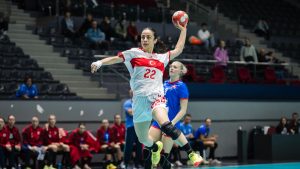 A Milli Kadın Hentbol Takımı, Slovakya’ya yenildi