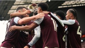 Aston Villa, Arsenal’i devirdi!