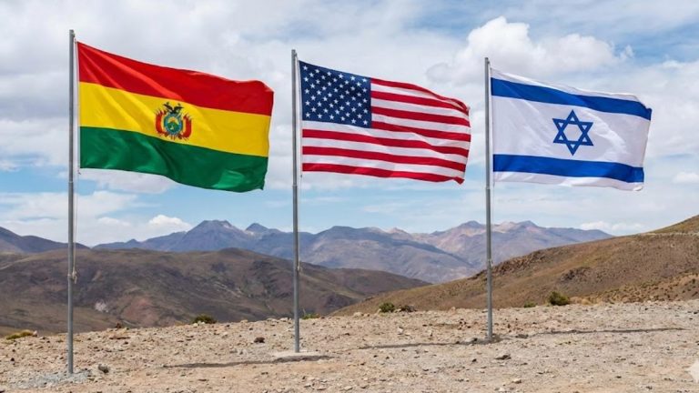 Bolivya, ABD ve İsrail vatandaşlarına vize koşulunu kaldırdı