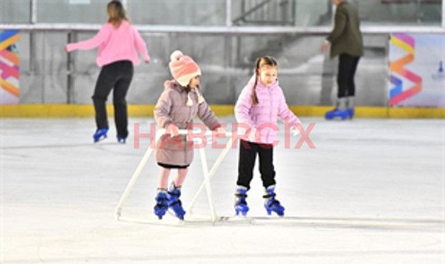 Büyükşehir Kültürpark ve Bostanlı’da buz pisti kuruyor