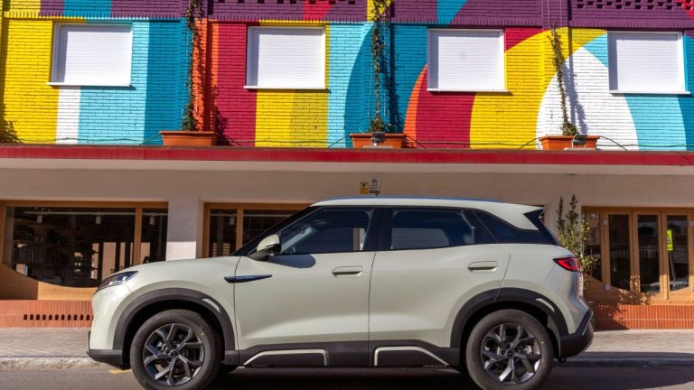 BYD, Elektrikli B-SUV ATTO 2’yi aralıkta satışa sunacak