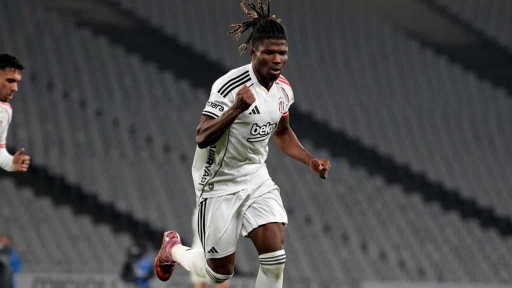 El Bilal Toure skora katkı yapmaya devam ediyor