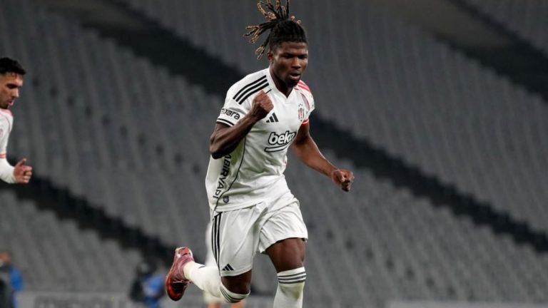 El Bilal Toure skora katkı yapmaya devam ediyor