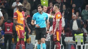 Galatasaray, kırmızı kart beklediği pozisyonu yeniden paylaştı