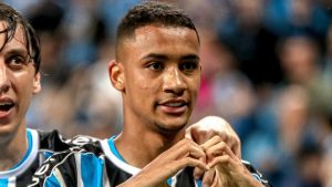 Göztepe, Brezilyalı forvet Andre Henrique’nin peşinde