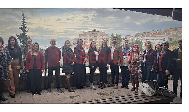 “İzmir Öğretmen Akademileri” Kapsamında ”Edebiyat Akademisi” Etkinliklerine Devam Ediyor