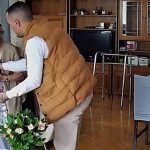 İzmir’de ‘manda yoğurdu’ yalanıyla evine girdiği yaşlı kadını soydu