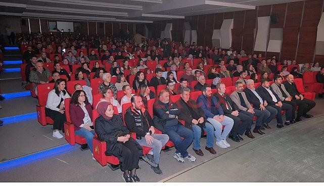 Kadın Sığınağı Gala Gösterimiyle Sahneyle Buluştu