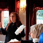 Konak güllerinin kâğıttaki izleri büyüledi