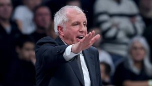 Partizan taraftarları, Zeljko Obradovic’in ayrılığını protesto etti