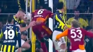 Süper Lig’de 14. haftanın VAR kayıtları açıklandı: Derbide iptal edilen gol de yer aldı