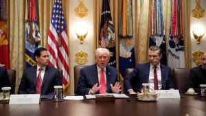 Trump: Ülkemize uyuşturucu satan herkes taarruza uğrayabilir